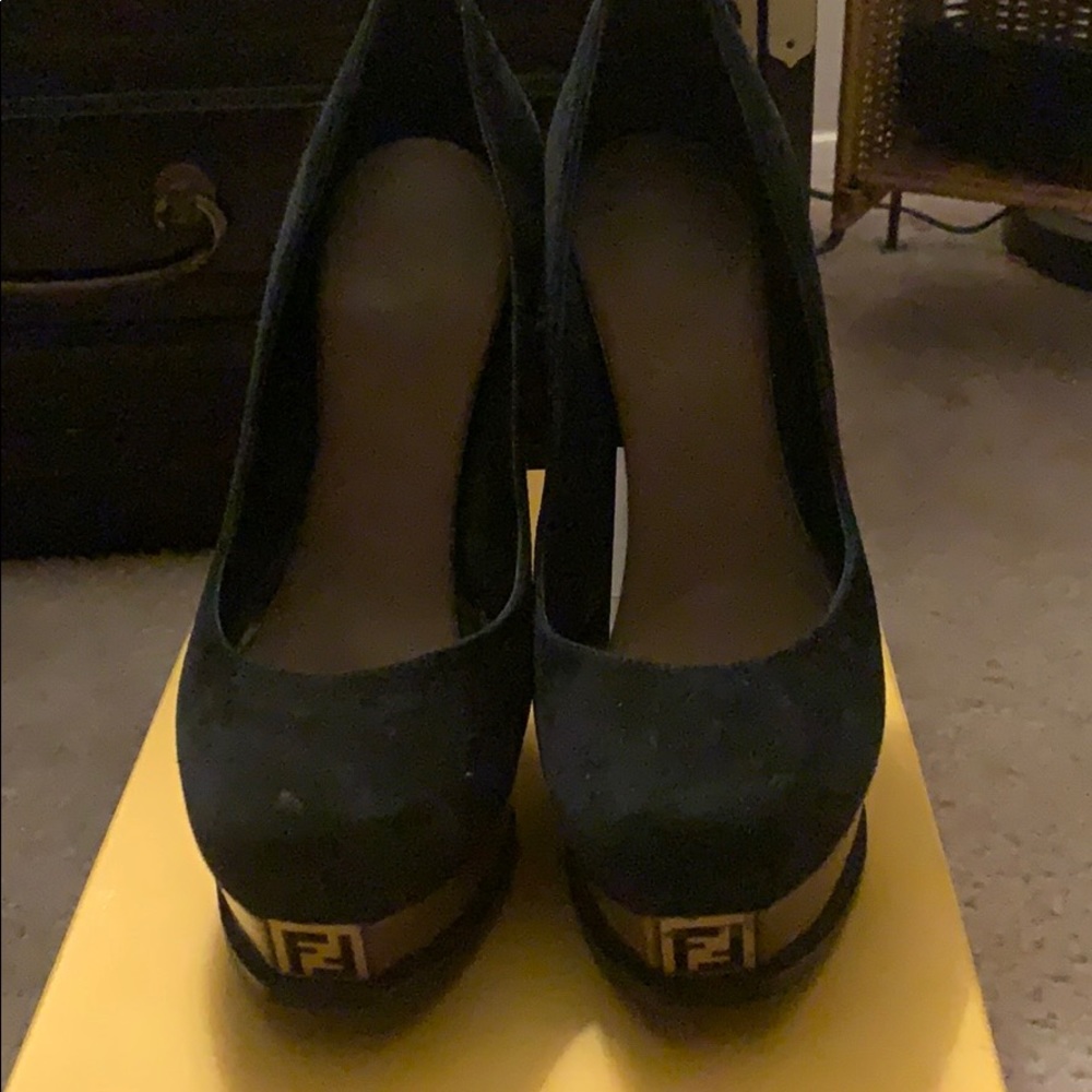 Fendi black ancient gold heels